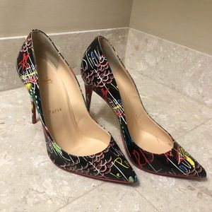 Christian Louboutin Black Grafitti So Kate Heels
